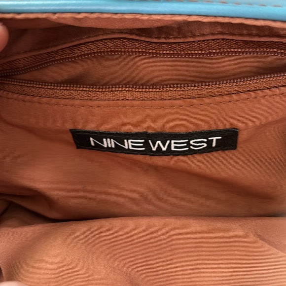Nine West small purse - Picture 6 of 11